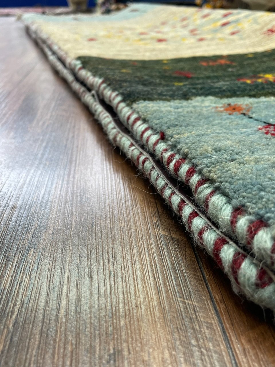 新品 ペルシャ絨毯 手織り リズ ギャッベ 122×85cm 風景 ザクロの木 花 