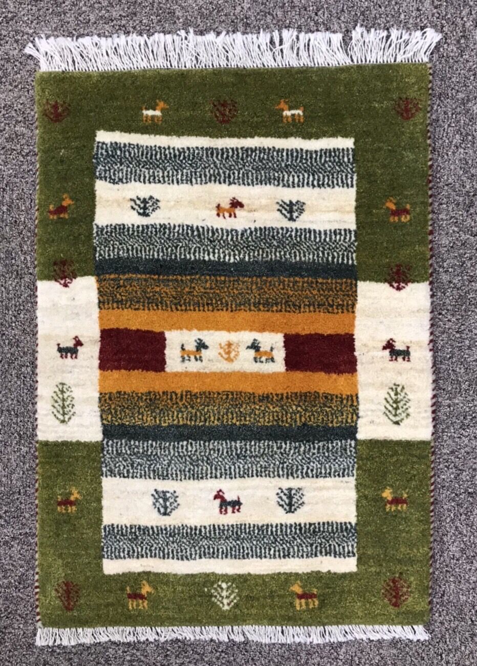 88x66cmペルシャ絨毯カシュガイ族ギャッベ手織り絨毯 新品 ペルシャ絨毯 手織り ギャッベ 88cm×63cm | SASANIAN RUGS