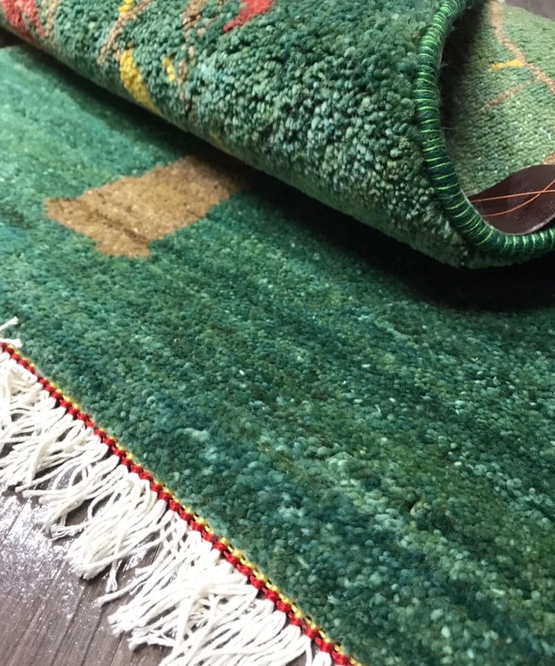 新品 ペルシャ絨毯 手織りリズギャッベ 86cm×57cm 緑 ザクロの木