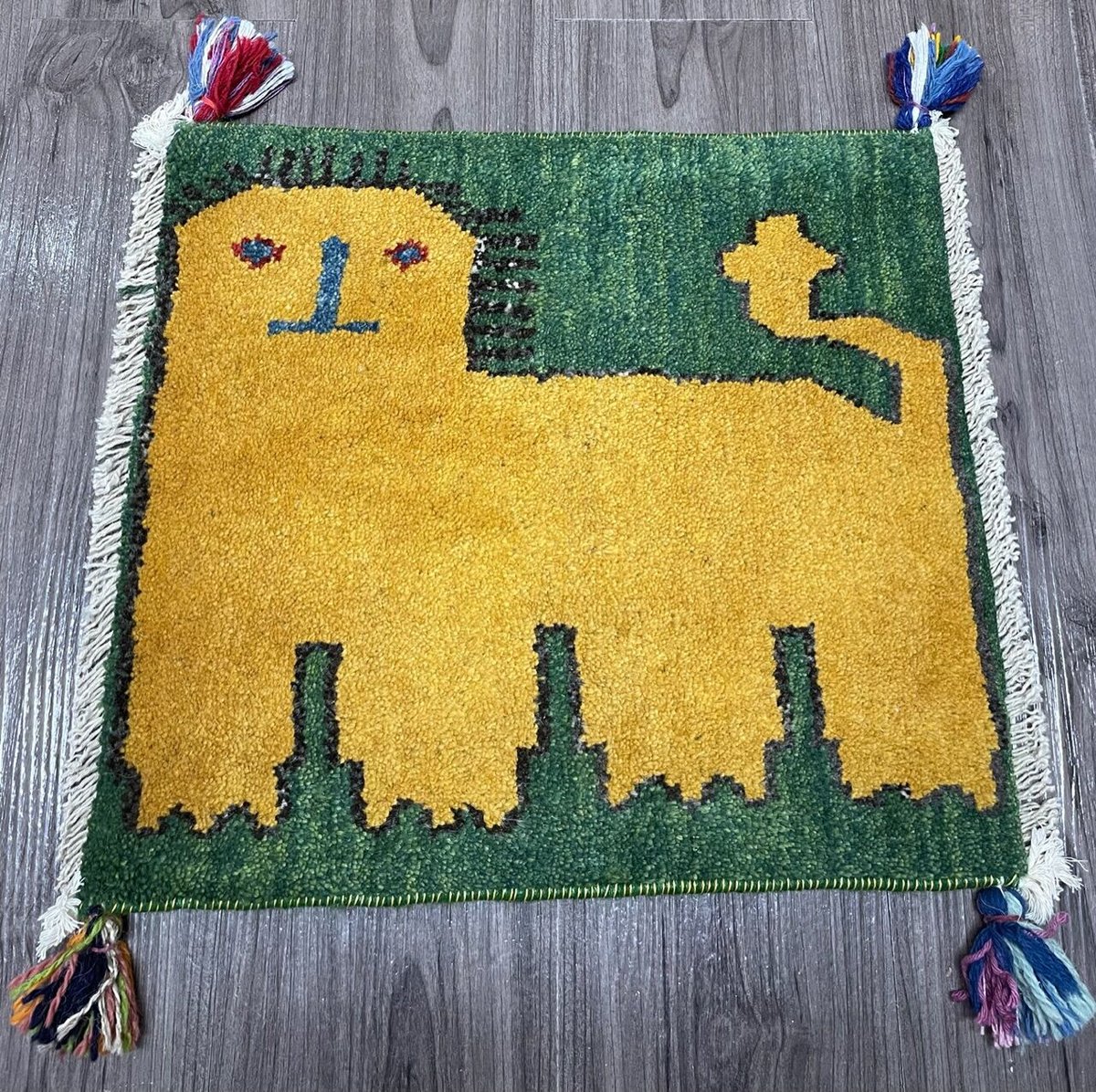 新品 ペルシャ絨毯 手織り ギャッベ 43×39cm 緑 ライオン | SASANIAN