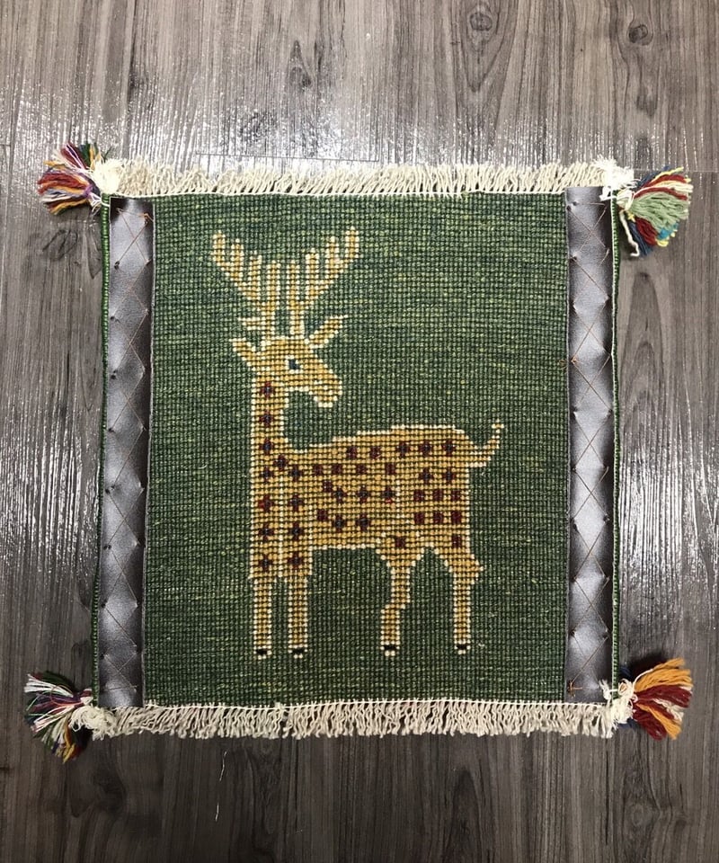 新品 ペルシャ絨毯 手織り ギャッベ 40×41cm 緑 鹿 | SASANIAN RUGS