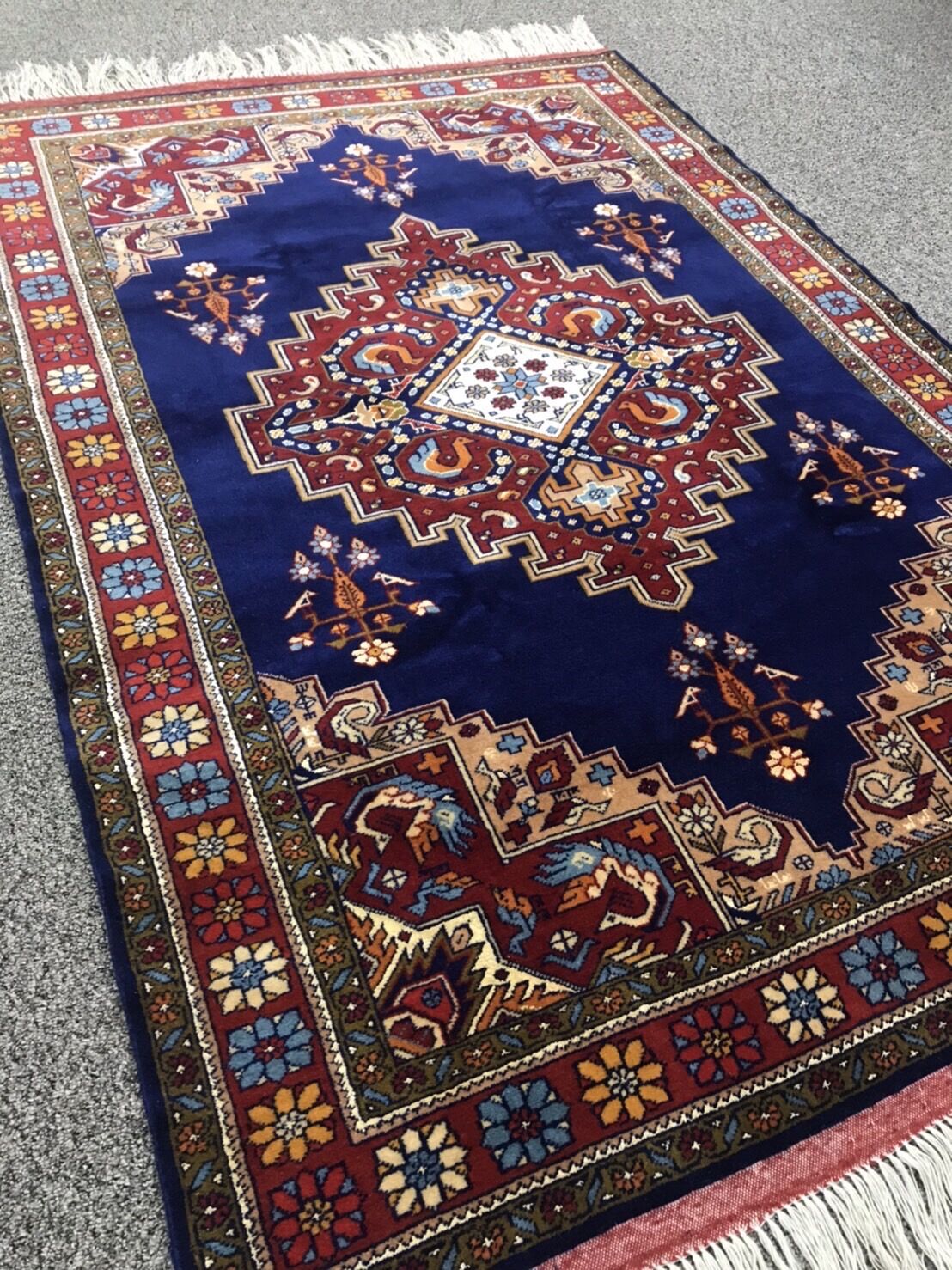 新品 ペルシャ絨毯 手織り トライバルラグ カシュガイ 165cm×115cm