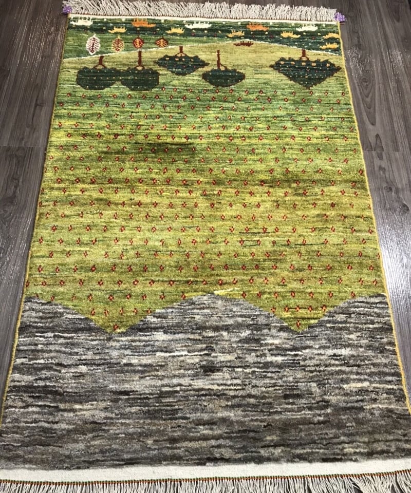 新品 ペルシャ絨毯 手織りリズギャッベ 120cm×80cm 緑 羊 生命の 新品 ペルシャ絨毯 手織りリズギャッベ 120cm×80cm 緑 羊 生命の