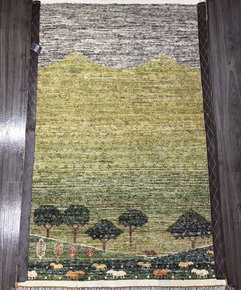 新品 ペルシャ絨毯 手織りリズギャッベ 120cm×80cm 緑 羊 生命のの木