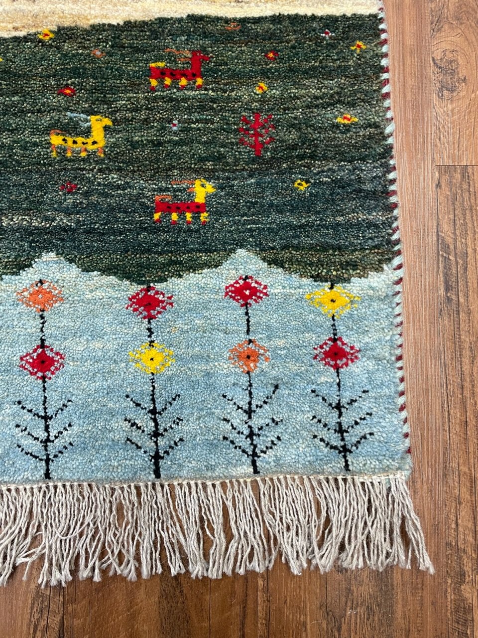 新品 ペルシャ絨毯 手織り リズ ギャッベ 122×85cm 風景 ザクロ 新品 ペルシャ絨毯 手織り リズ ギャッベ 122×85cm 風景 ザクロ