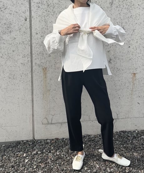scarf docking blouse white