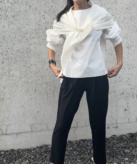 scarf docking blouse white