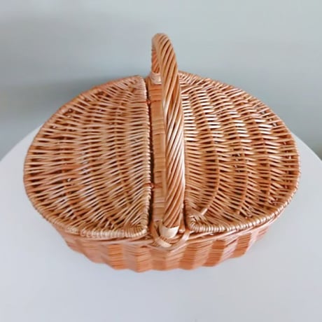 ウィロー(柳) ・1本手蓋付きウィッカーバスケット - 新品 -