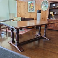 コスガ ダイニングテーブル 中古 KOSUGA(コスガ) 脚の位置で雰囲気の変化を楽しむことが