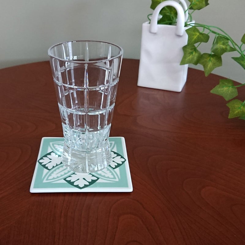 ドイツ製＜ヴィレロイ＆ボッホ＞ 硬質陶器製コースター(2枚組