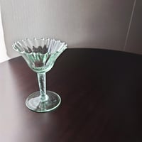 スリムなデザートグラス