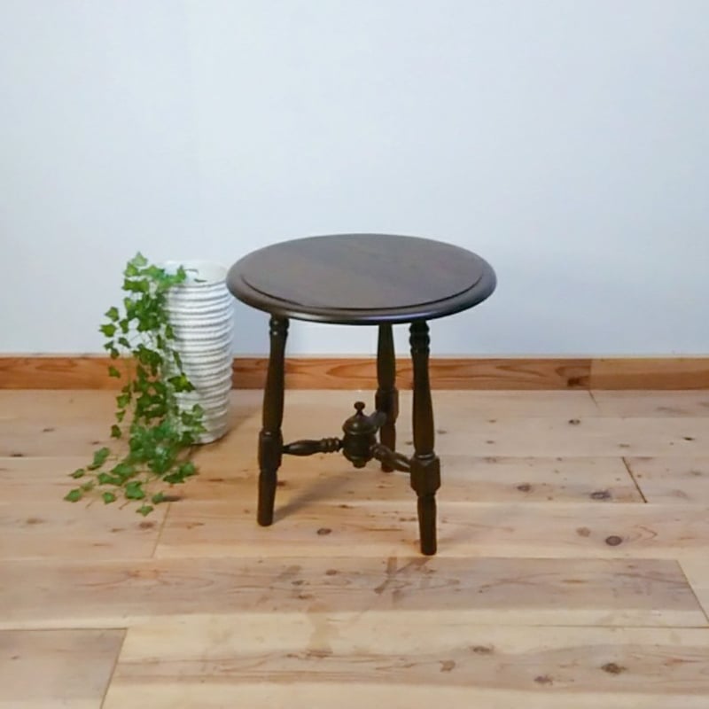 オランダ製 ヴィンテージ・ 円形カフェテーブル | fujiwakayama