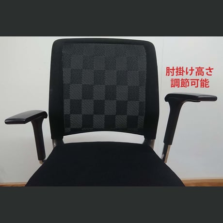 ドイツ製  ＜カッシーナ＞  デスクアームチェア(ブラック)₌未修復・現品₌