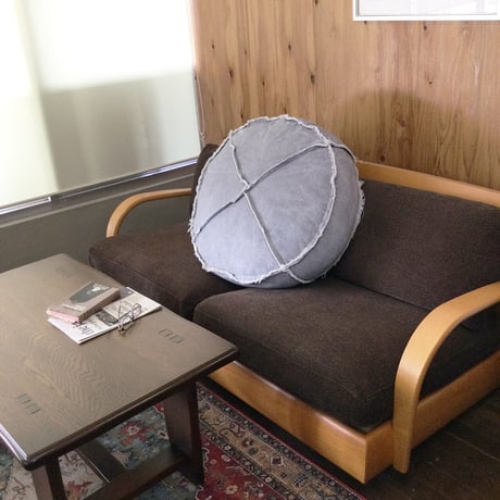 デニム生地 クッション(大型)・グレー色 ₌新品=