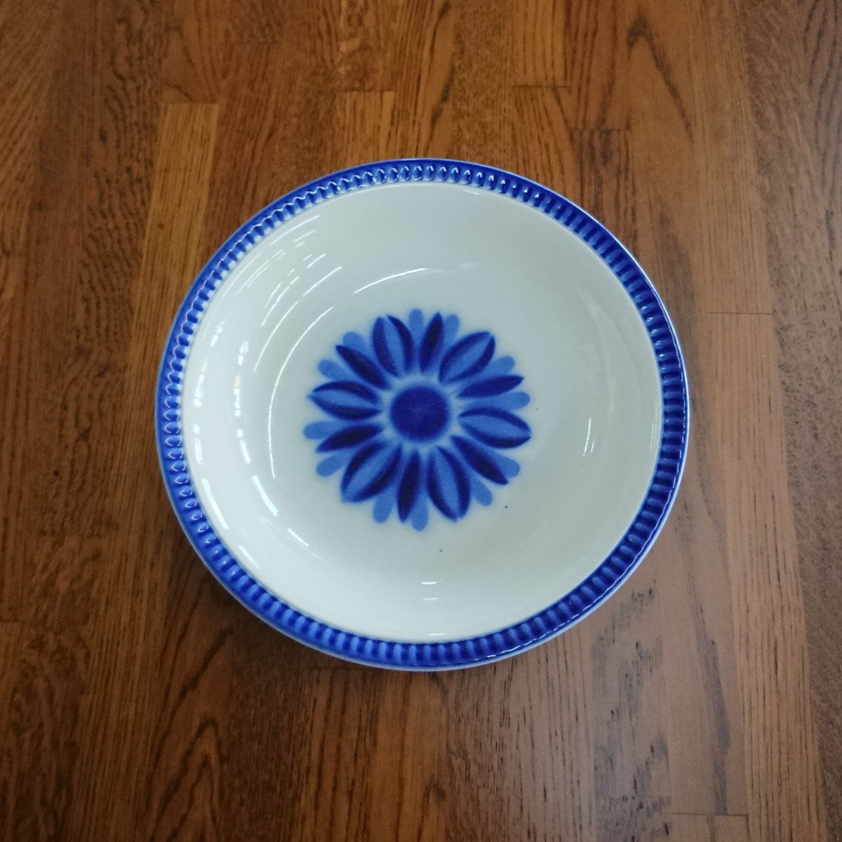 ベルギー　ヴィンテージ　BOCH　皿 2枚セット　紋章 ベルギーヴィンテージBOCH皿 2枚セット紋章