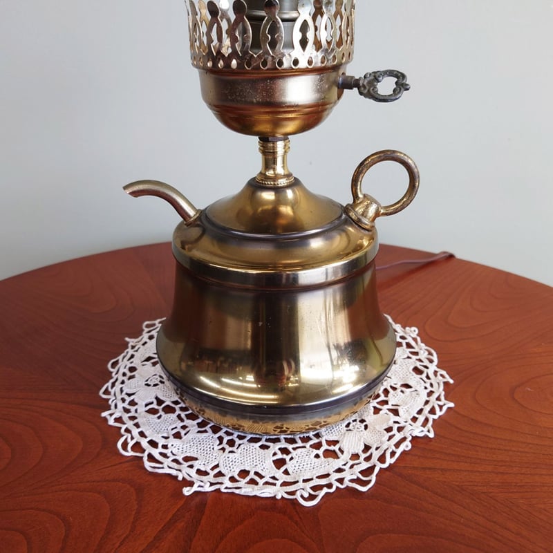 アメリカ製 アンティークランプ(ミルクガラス) | FUJIWAKAYAMA