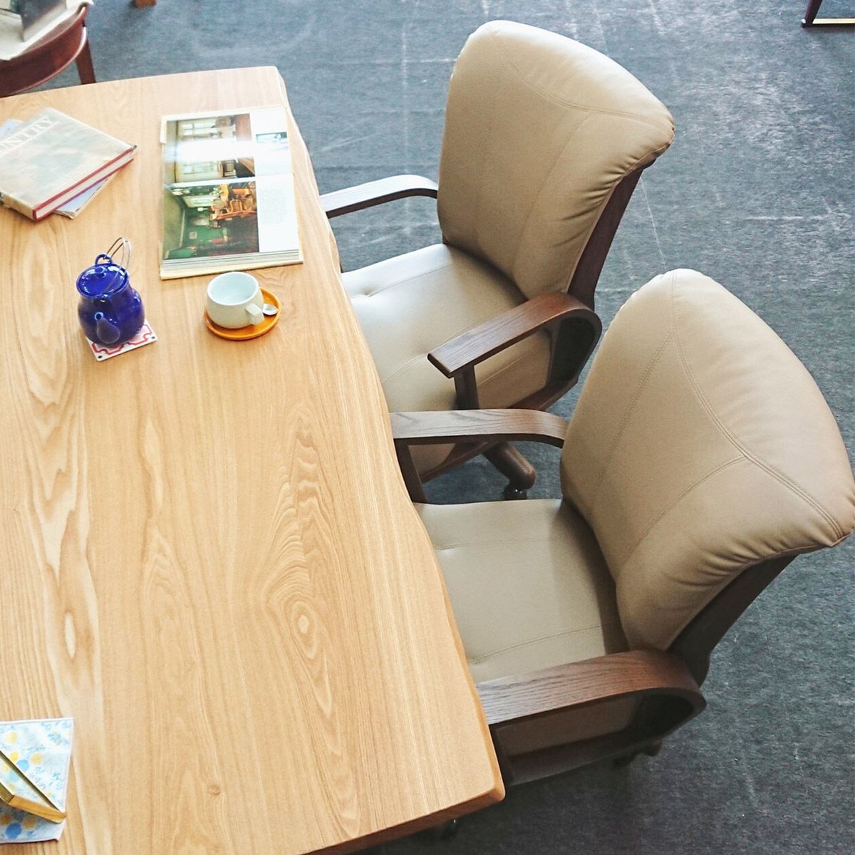 KC-31【新入荷 リサイクル品】USA ヴィンテージ アームチェア グリーン