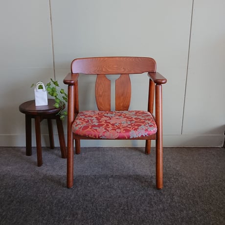 飛騨家具 ダイニングアームチェア(ロータイプ) 1脚～ | FUJIWAKAYAMA