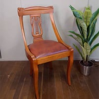 ウィリアム・モリス生地の丸椅子[C] | FUJIWAKAYAMA