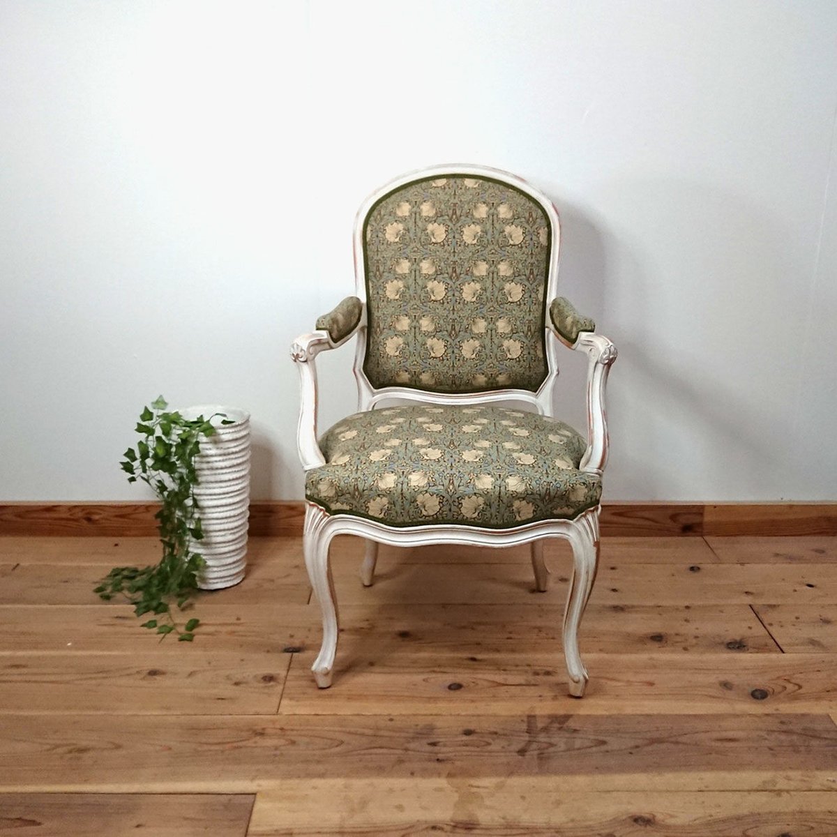 イタリア製アンティークチェアアームチェアヴィンテージ