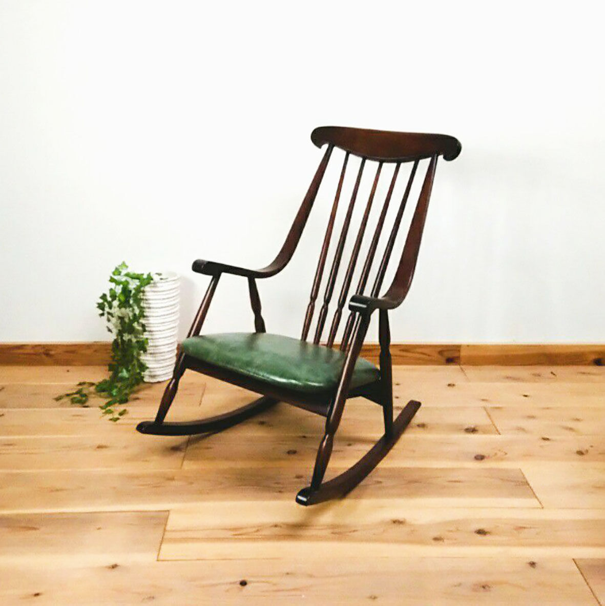 鳥取家具＞ ヴィンテージ・ロッキングチェア | FUJIWAKAYAMA