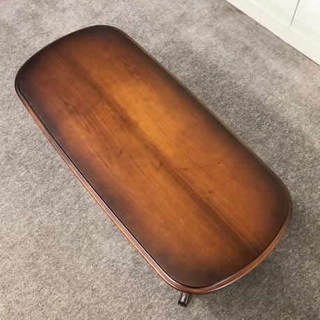 ＜カリモク＞ コロニアルシリーズ ・センターテーブル