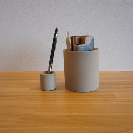 Cement organizer brush stand　セメント オーガナイザー ブラシ スタンド