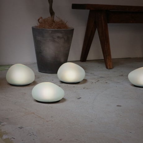 LED Solar stone L　LED ソーラー ストーン