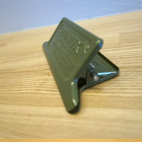 Metal clip　メタル クリップ