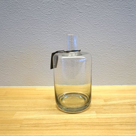 ガラスボトル  E