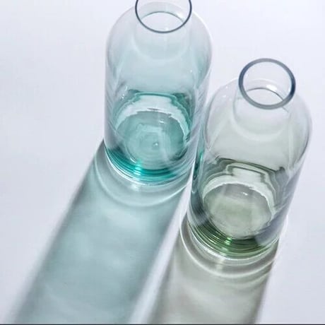ガラスボトル  C