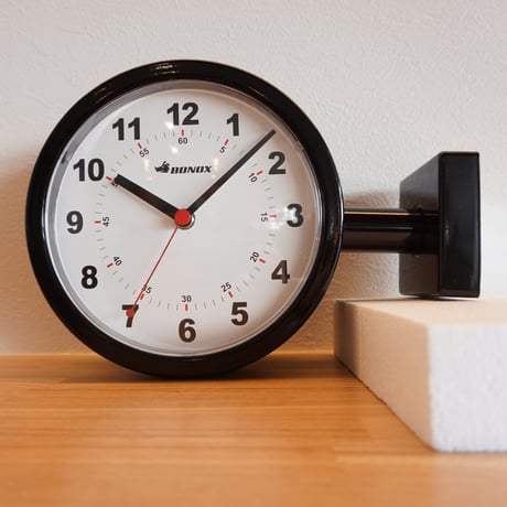Double face wall clock　ダブル フェイス ウォール クロック