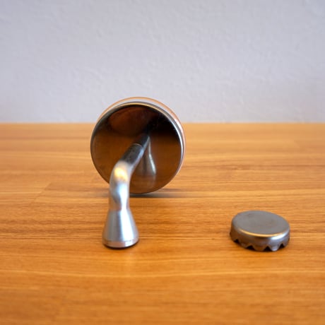 Magnetic soap holder　マグネティック ソープ ホルダー