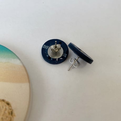 スポーツアクセサリー　リフティング　プレート２０㎏　ピアス（スタッズ）