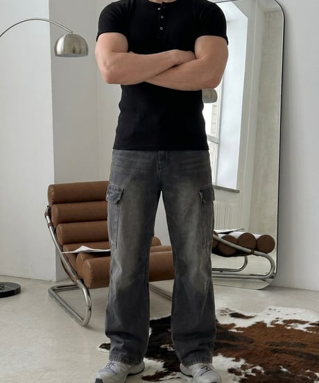Henley muscle rib knit