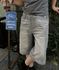 Washed cargo Bermuda denim