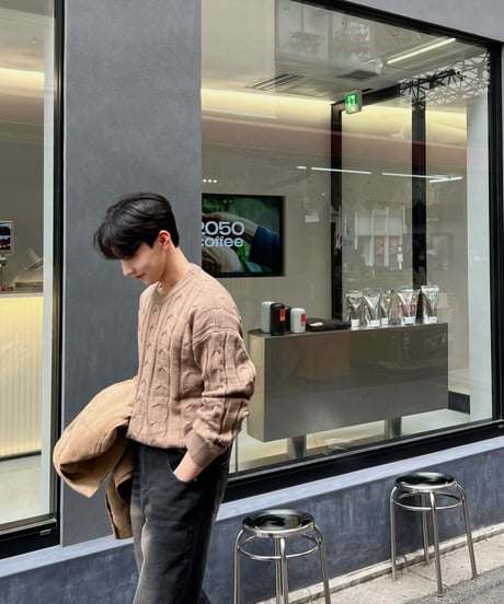 Loose cable knit