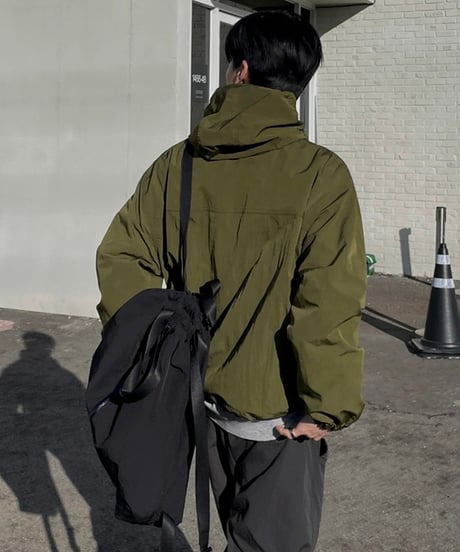 γ nylon jacket