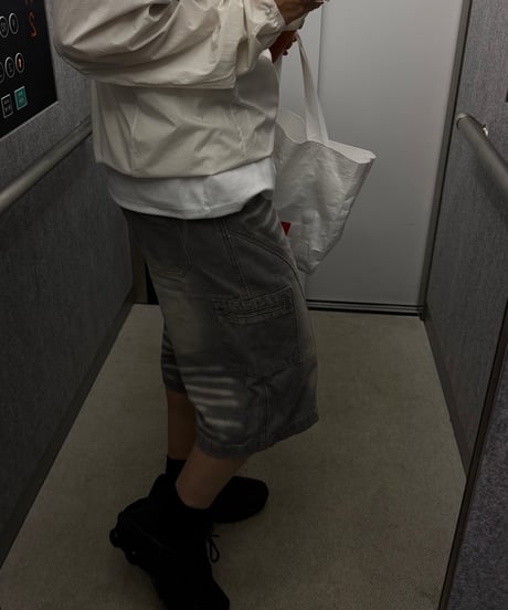 Washed cargo Bermuda denim