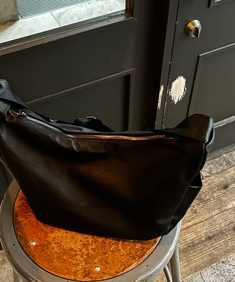 moon w pockets bag