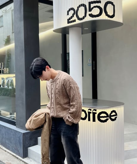 Loose cable knit