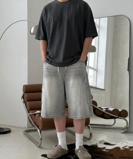 Washed cargo Bermuda denim