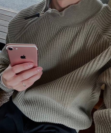(premium select)+4cm middle neck zipper knit