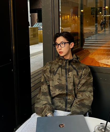 camo wzipper jacket
