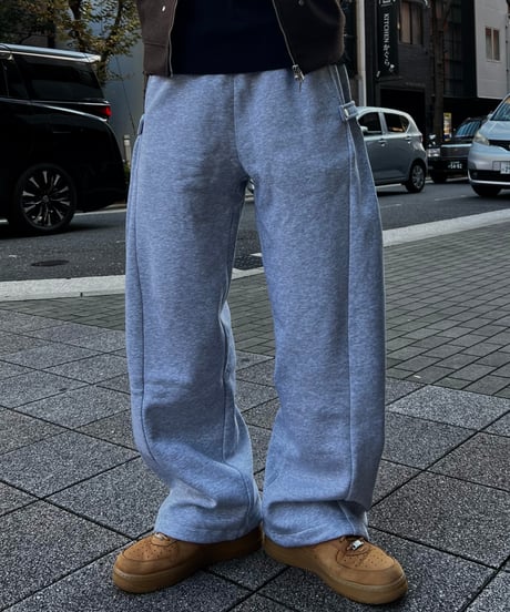 slide shrink sweat pants