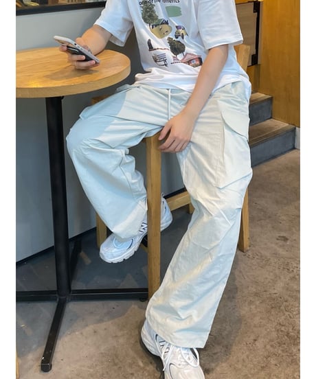 wid nylon cago pants