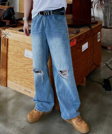 Damage slick denim