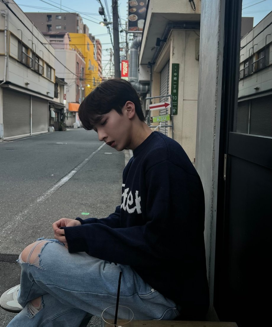 69104f0727d5b2df2dcf9efa
