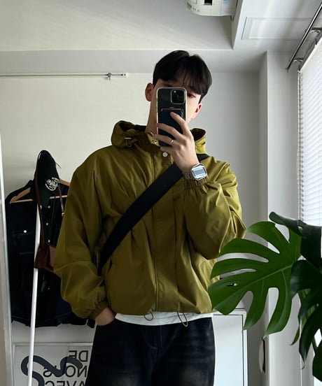 γ nylon jacket