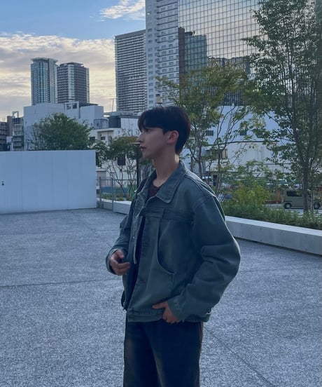 Belt denim jacket
